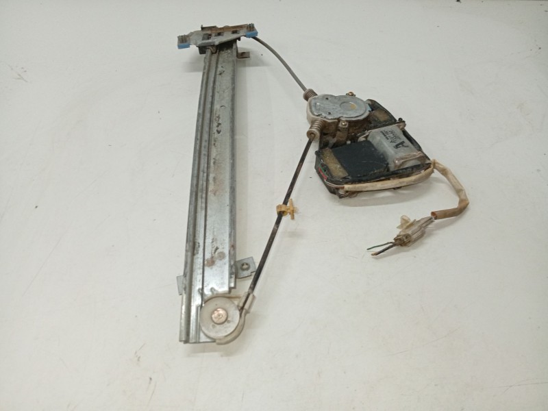 Recambio de elevalunas delantero izquierdo para mitsubishi galant viii (ea_) 2.4 gdi (ea3a) referencia OEM IAM 0620200084  