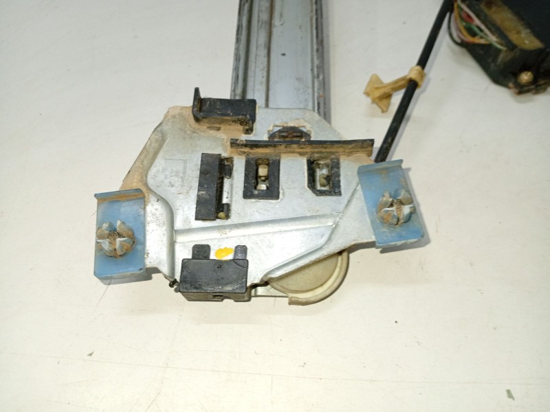 Recambio de elevalunas trasero izquierdo para mitsubishi galant viii (ea_) 2.4 gdi (ea3a) referencia OEM IAM   