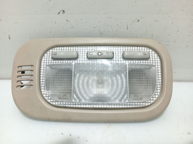 Recambio de luz interior para peugeot 207 sw referencia OEM IAM 9653776177  