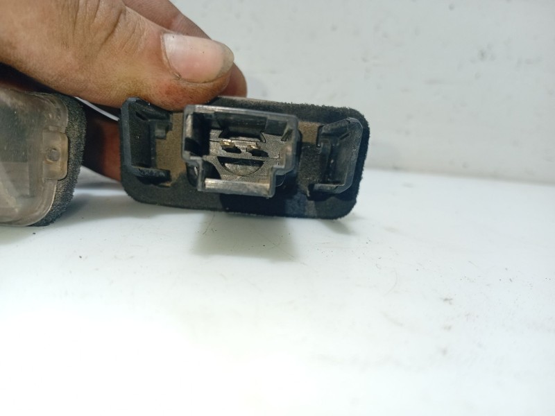 Recambio de piloto matricula para peugeot 207 sw referencia OEM IAM 6340A3  