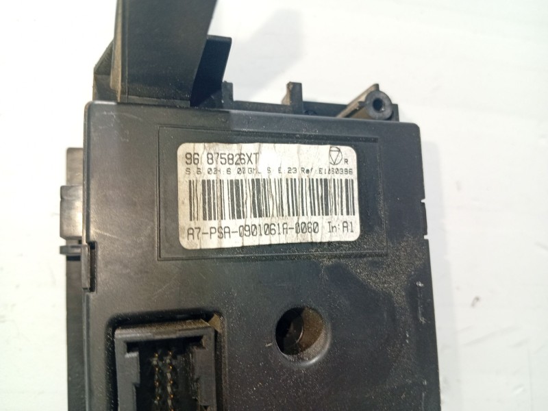 Recambio de mando climatizador para peugeot 207 sw referencia OEM IAM 96875826XT  