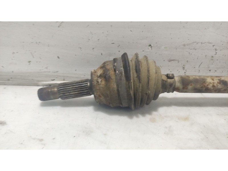 Recambio de transmision delantera izquierda para mazda 2 berlina (dy) referencia OEM IAM Y40225600D  