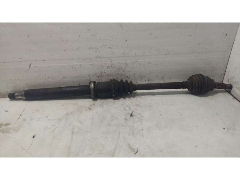 Recambio de transmision delantera derecha para mazda 2 berlina (dy) referencia OEM IAM Y40225500E  