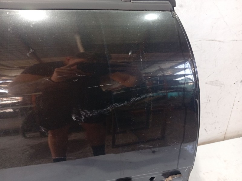 Recambio de puerta trasera derecha para peugeot 207 sw referencia OEM IAM 9008V5  