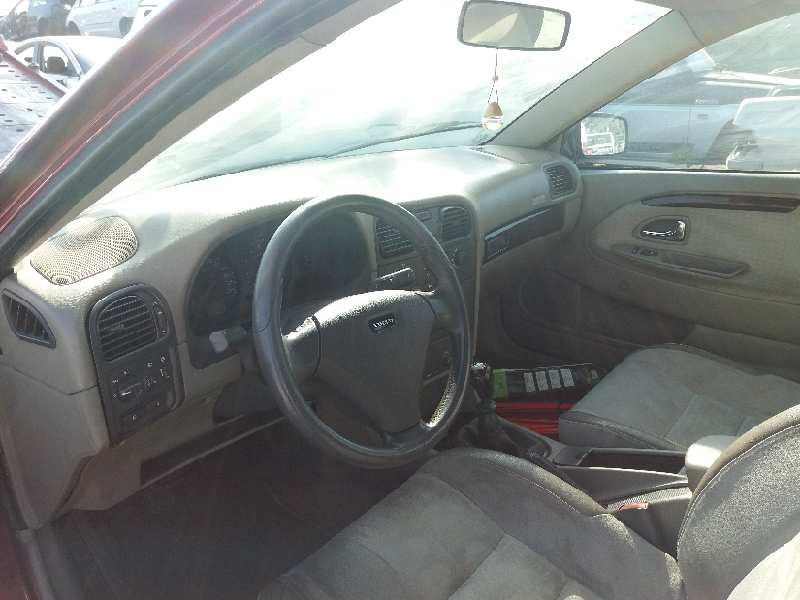 volvo v40 familiar 1.6   |   05.97 - 12.05 | 1997 - 2005 | 109 cv / 80 kw del año 1997