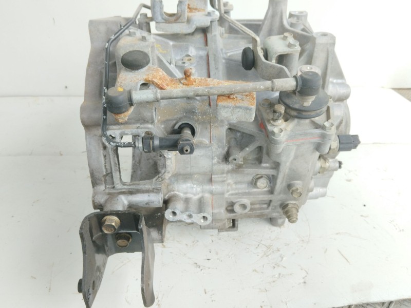 Recambio de caja cambios para dodge caliber 2.0 crd referencia OEM IAM 5191092AB P0527335AD 