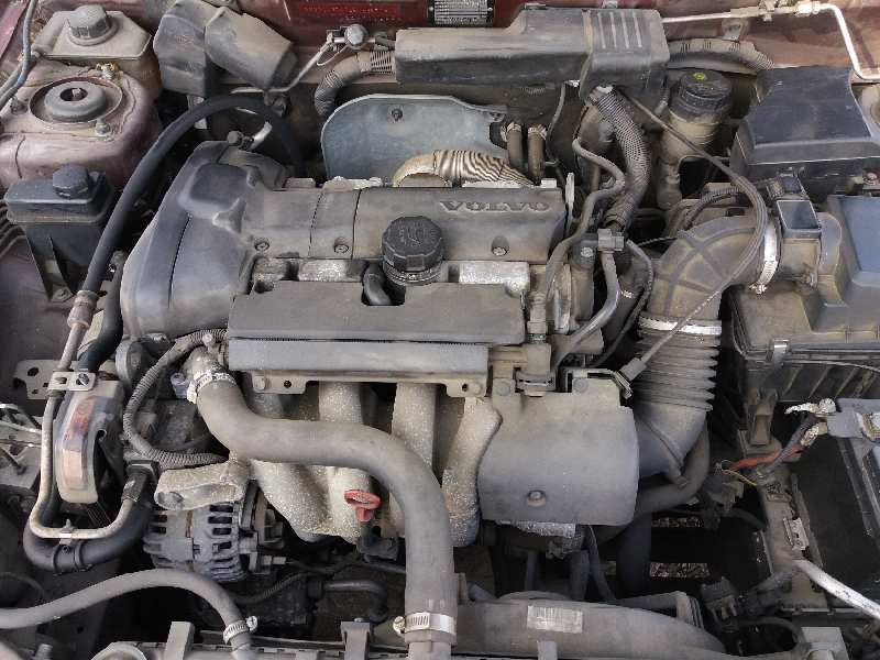 volvo v40 familiar 1.6   |   05.97 - 12.05 | 1997 - 2005 | 109 cv / 80 kw del año 1997