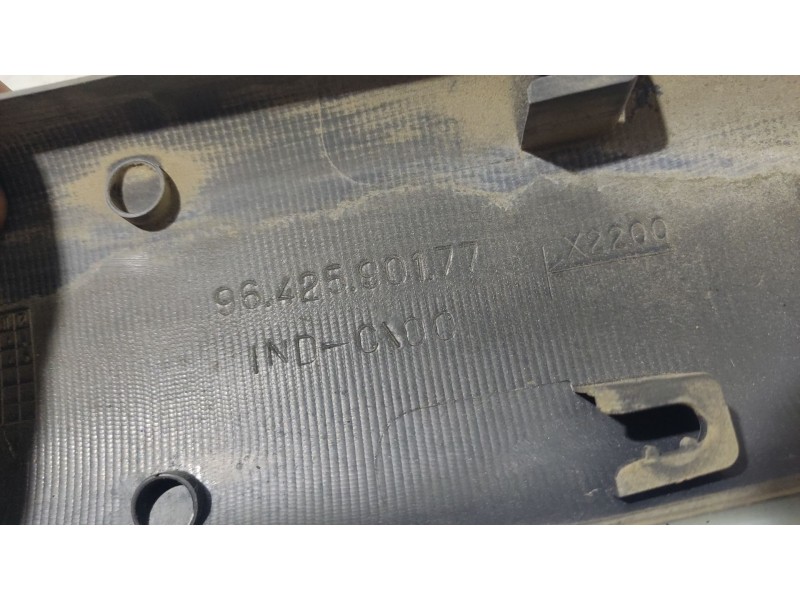 Recambio de moldura para citroën xsara picasso (n68) 2.0 hdi referencia OEM IAM   