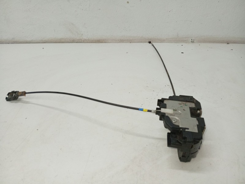 Recambio de cerradura puerta delantera derecha para nissan micra (k12e) referencia OEM IAM 80500AX11A  