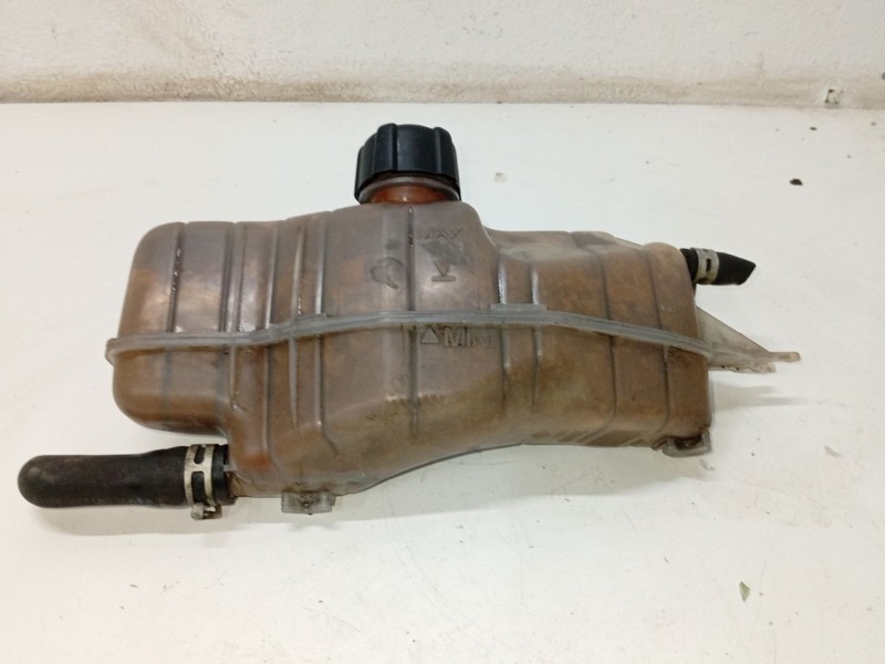 Recambio de deposito expansion para nissan micra (k12e) referencia OEM IAM 21711AX600  