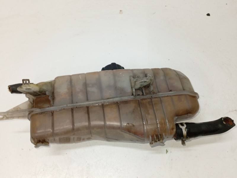 Recambio de deposito expansion para nissan micra (k12e) referencia OEM IAM 21711AX600  