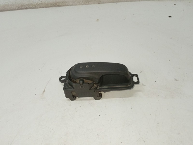 Recambio de maneta interior delantera derecha para nissan micra (k12e) referencia OEM IAM 80670AX600  