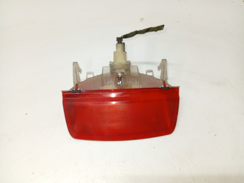 Recambio de luz central de freno para nissan micra (k12e) referencia OEM IAM   