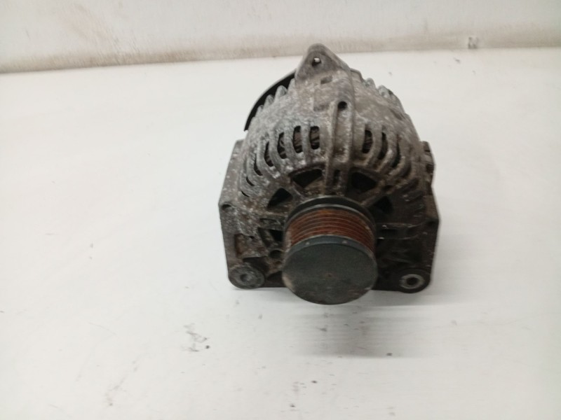 Recambio de alternador para nissan micra (k12e) referencia OEM IAM 8200100907 2542664D 