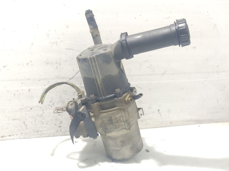Recambio de bomba direccion para peugeot 307 break (3e) 2.0 referencia OEM IAM 1680898180  