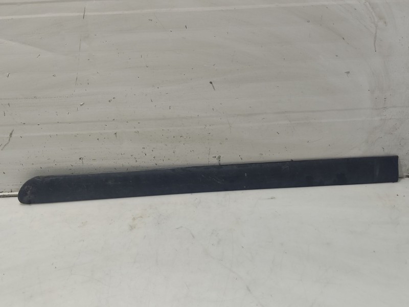 Recambio de moldura para peugeot 307 break (3e) 2.0 referencia OEM IAM   