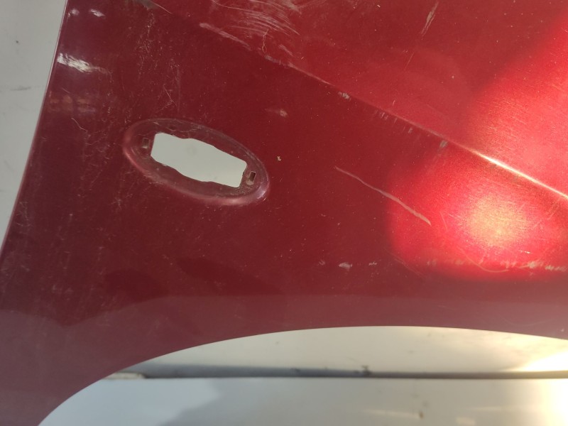 Recambio de aleta delantera derecha para peugeot 307 break (3e) 2.0 referencia OEM IAM 7841N7  