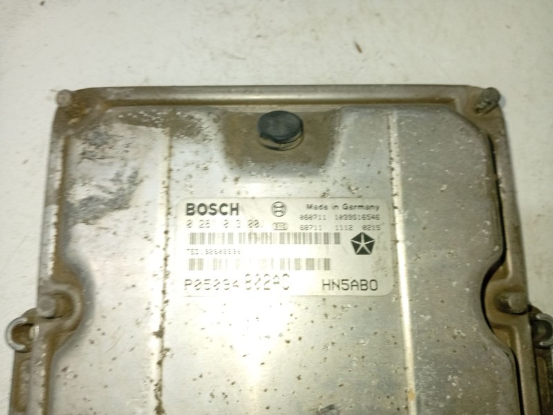 Recambio de centralita motor uce para chrysler voyager (rg) referencia OEM IAM 0281011064  