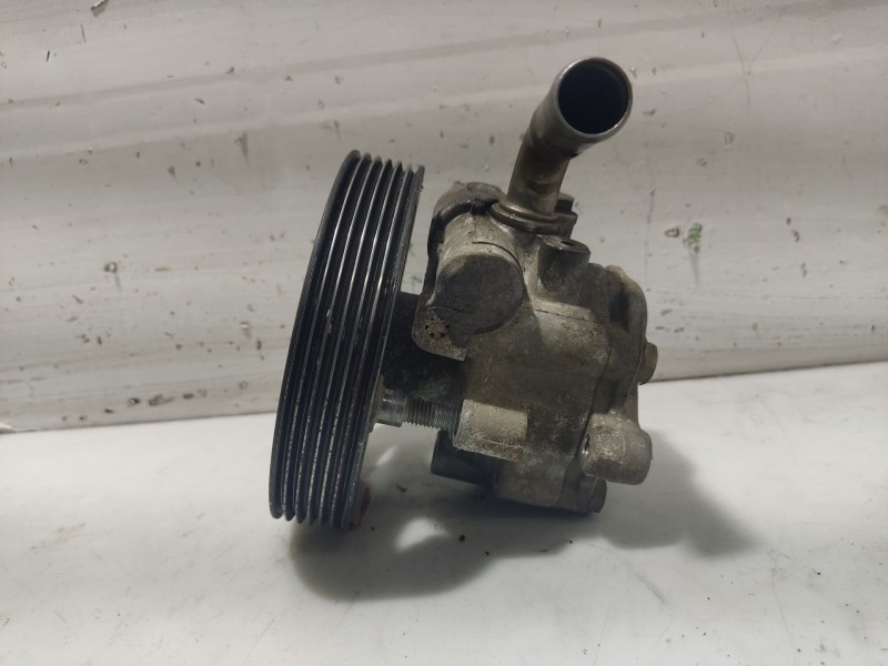 Recambio de bomba direccion para ford fusion (ju_) 1.4 tdci referencia OEM IAM 1416165  