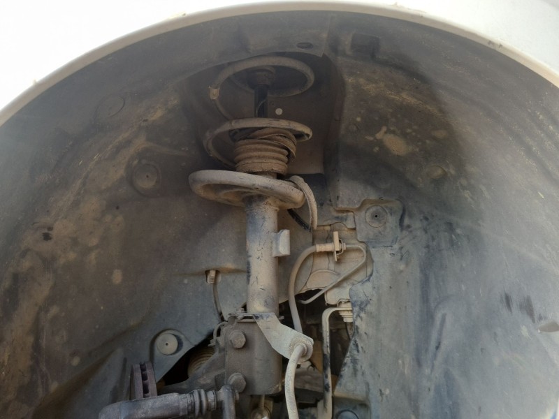 Recambio de amortiguador delantero derecho para renault clio iv grandtour (kh_) 1.5 dci 90 (khn3, khn4) referencia OEM IAM 54302