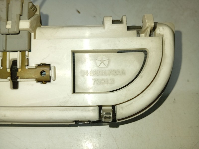 Recambio de luz interior para chrysler voyager (rg) referencia OEM IAM   