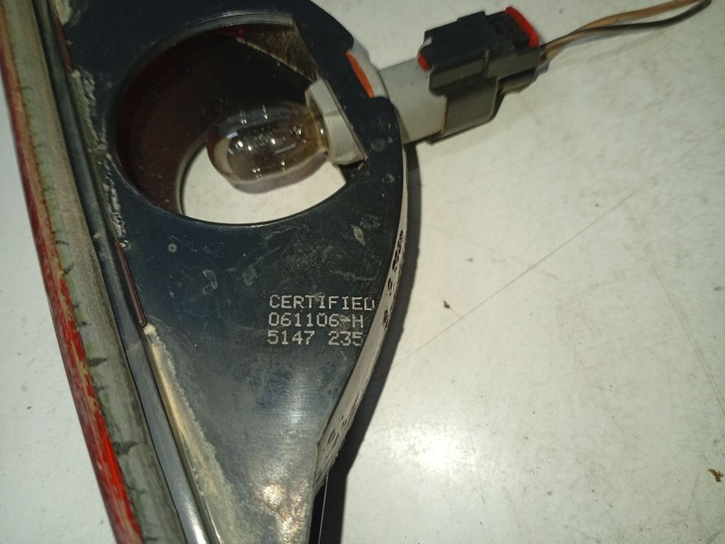 Recambio de luz central de freno para chrysler voyager (rg) referencia OEM IAM 05113278AA 04857214 