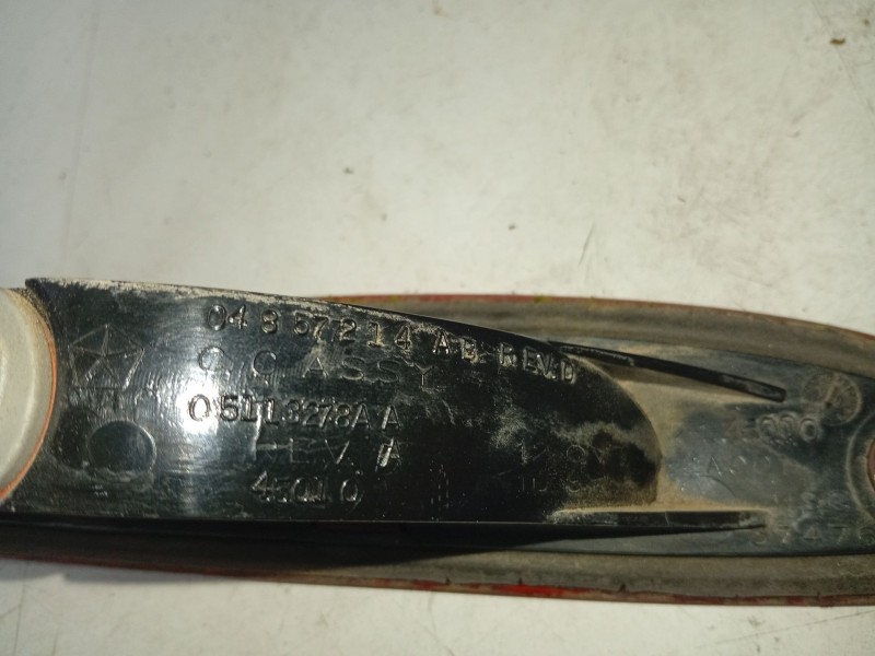 Recambio de luz central de freno para chrysler voyager (rg) referencia OEM IAM 05113278AA 04857214 