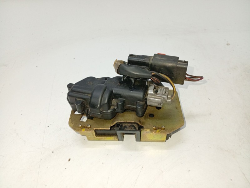 Recambio de cerradura maletero / porton para chrysler voyager (rg) referencia OEM IAM 678AA  