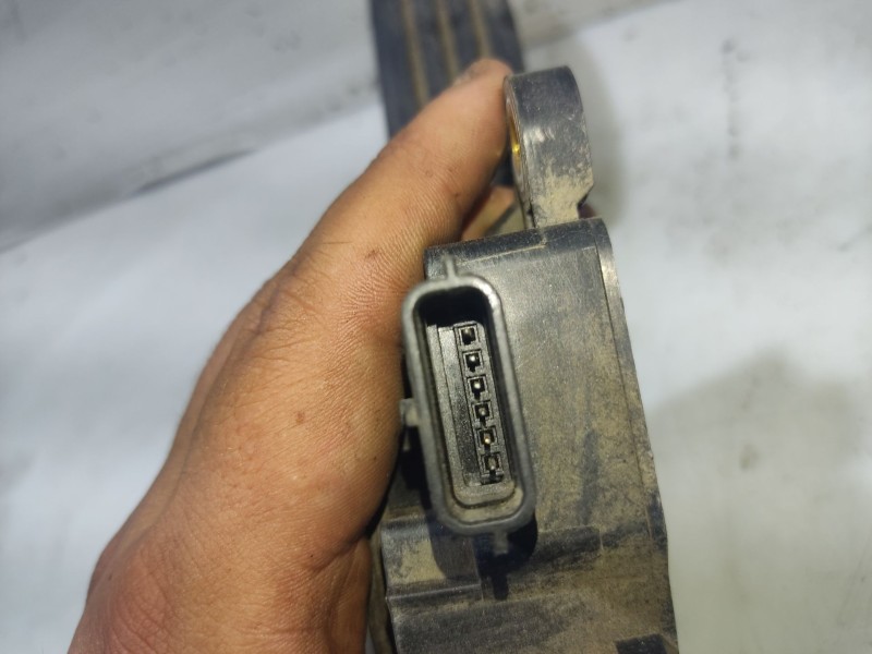 Recambio de pedal acelerador para renault megane ii berlina 5p referencia OEM IAM 0  