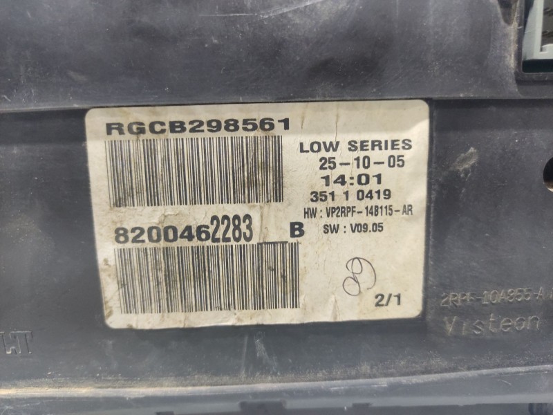 Recambio de cuadro instrumentos para renault megane ii berlina 5p referencia OEM IAM 8200364015  