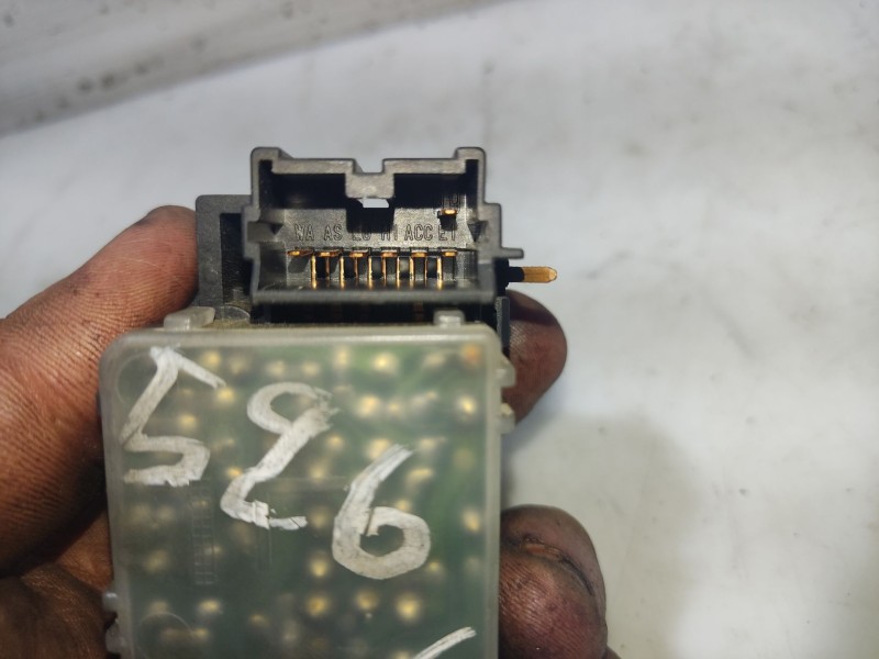 Recambio de mando limpia para mitsubishi colt (ca0) referencia OEM IAM   