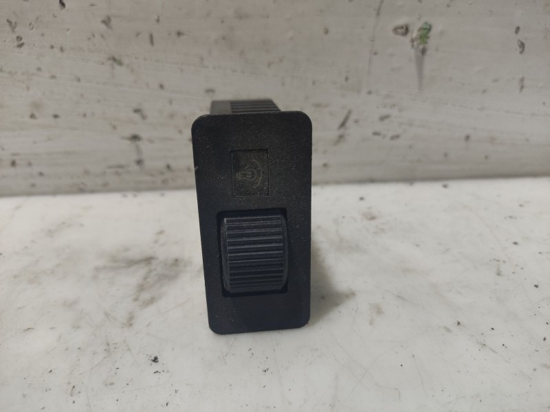 Recambio de interruptor para mitsubishi colt (ca0) referencia OEM IAM   