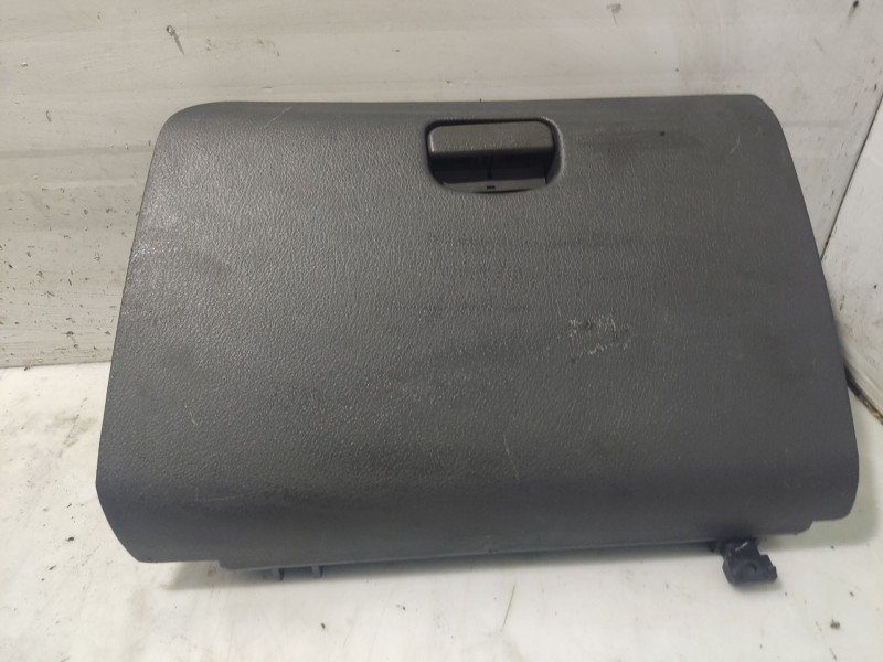 Recambio de guantera para mitsubishi colt (ca0) referencia OEM IAM   
