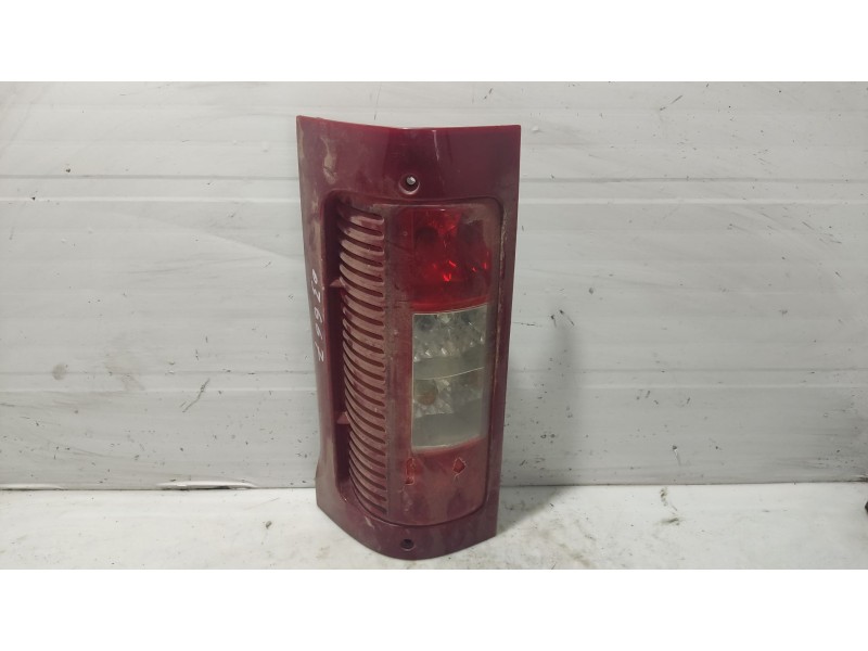 Recambio de piloto trasero izquierdo para peugeot boxer furgoneta (244) 2.8 hdi referencia OEM IAM 6350AR  