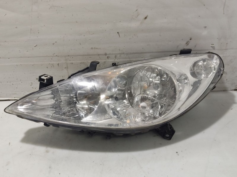 Recambio de faro izquierdo para peugeot 307 (s1) referencia OEM IAM   