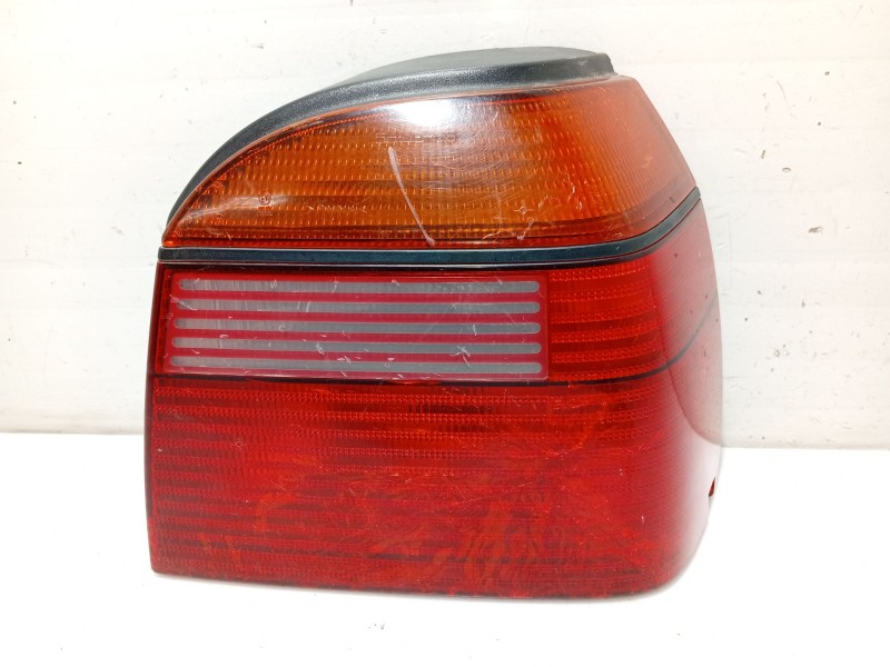 Recambio de piloto trasero derecho para volkswagen golf iii berlina (1h1) referencia OEM IAM 1H6945112E  