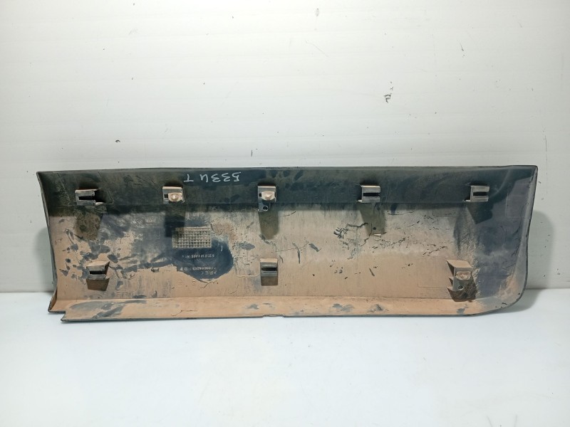 Recambio de moldura para renault kangoo (f/kc0) referencia OEM IAM 8200101805 7700804869 