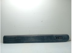 Recambio de moldura para renault kangoo (f/kc0) referencia OEM IAM 8200077543 8200077545 