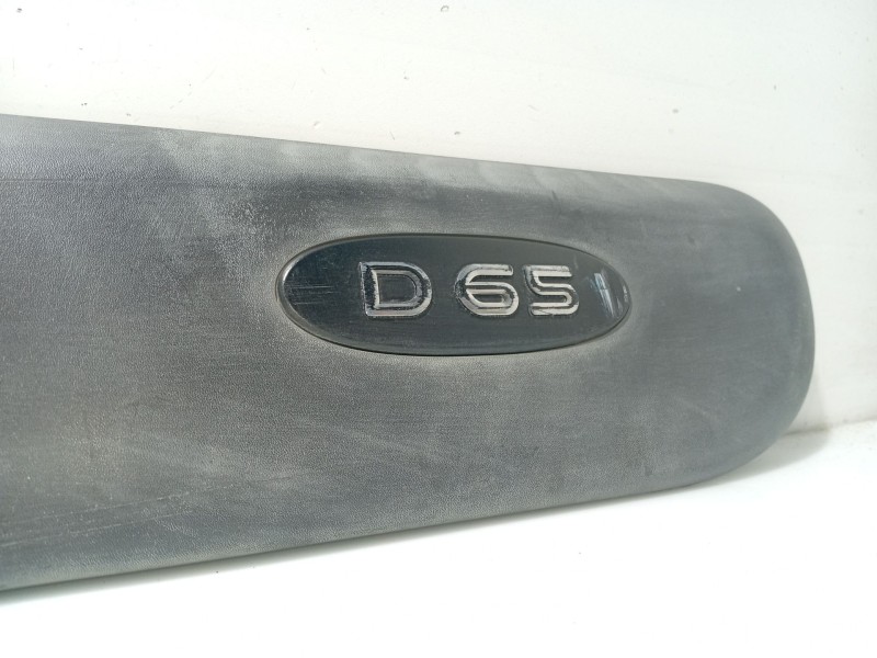 Recambio de moldura para renault kangoo (f/kc0) referencia OEM IAM 8200077543 8200077545 