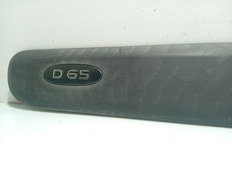 Recambio de moldura para renault kangoo (f/kc0) referencia OEM IAM 8200077534 8200077531 