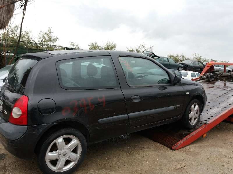 renault clio ii fase ii (b/cb0) 1.2   |   0.01 - ... | 2001 | 75 cv / 55 kw del año 2001