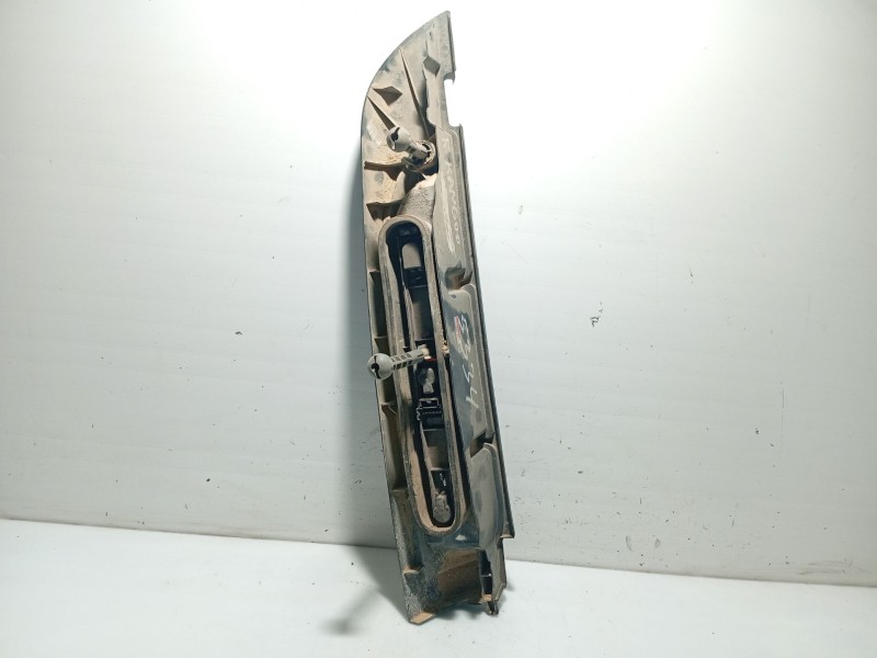 Recambio de piloto trasero derecho para renault kangoo (f/kc0) referencia OEM IAM 8200103292  