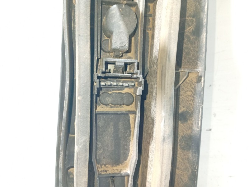 Recambio de piloto trasero izquierdo para renault kangoo (f/kc0) referencia OEM IAM 8200103284  