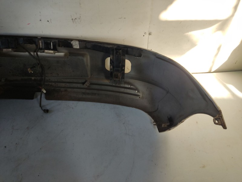 Recambio de paragolpes trasero para mitsubishi colt (ca0) referencia OEM IAM MB912205  