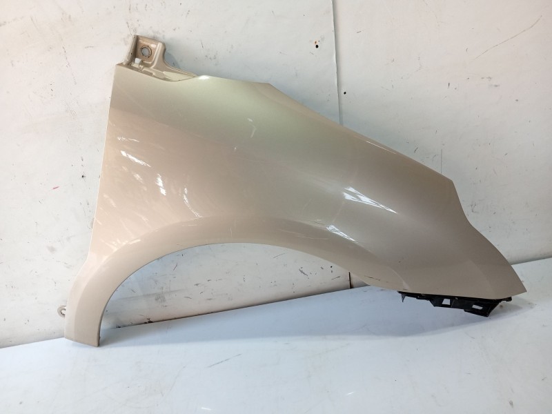 Recambio de aleta delantera derecha para citroën c4 berlina referencia OEM IAM 7841S2  