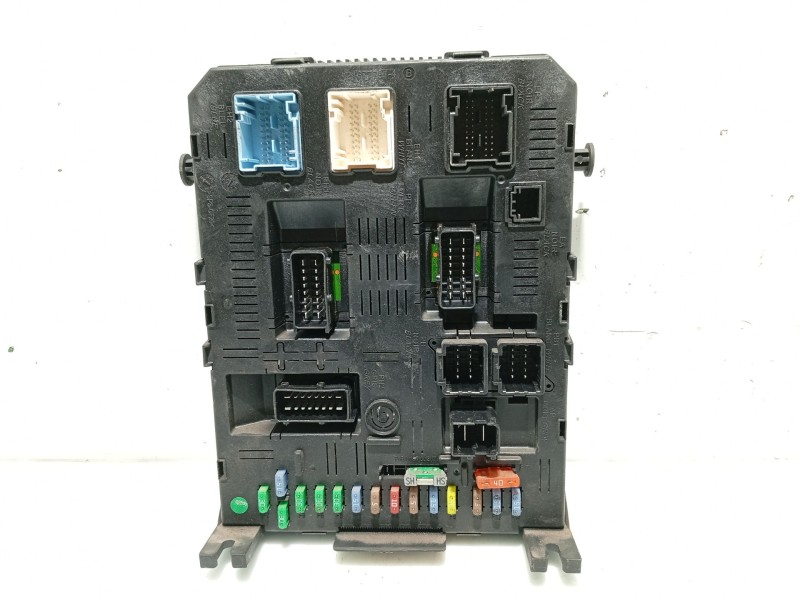 Recambio de centralita bsi para citroën c4 berlina referencia OEM IAM 9661940480  BSI2004H05