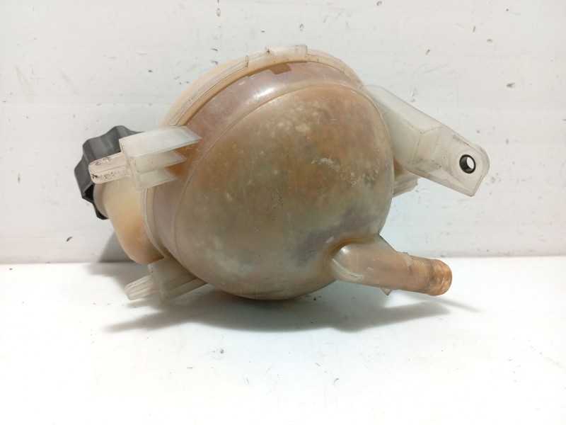 Recambio de deposito expansion para citroën c4 berlina referencia OEM IAM 1323A3 1306E4 