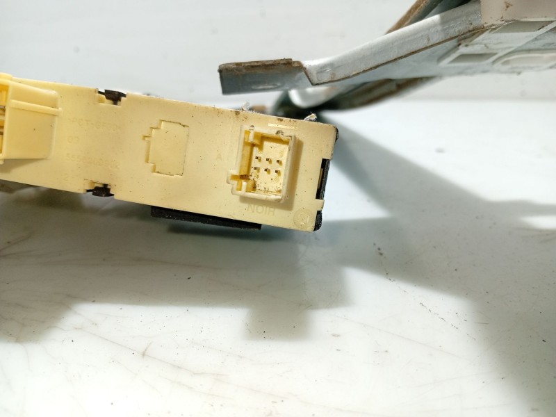 Recambio de elevalunas delantero derecho para citroën c4 berlina referencia OEM IAM 9222V0 996386103 