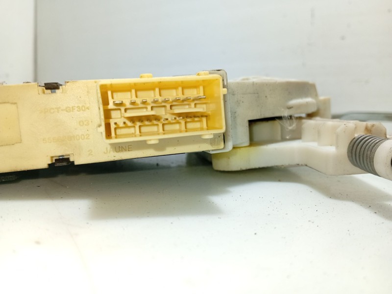 Recambio de elevalunas delantero izquierdo para citroën c4 berlina referencia OEM IAM 9221V1 996385103 