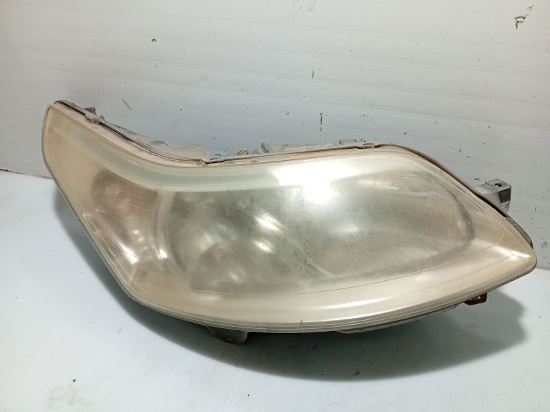 Recambio de faro derecho para citroën c4 berlina referencia OEM IAM 7401SY 9684382280 